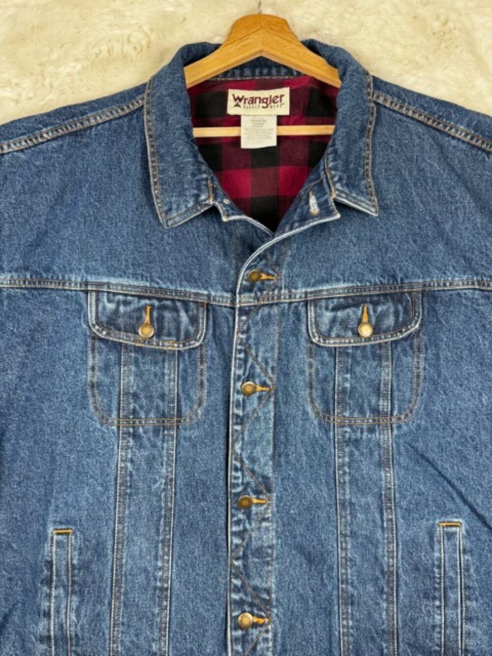 Wrangler Rugged Wear Denim Trucker Jacket Mens 4XL Blue Red Buffalo Plaid Lining